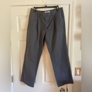 Amazon Essentials Men Dress Pants-Gray